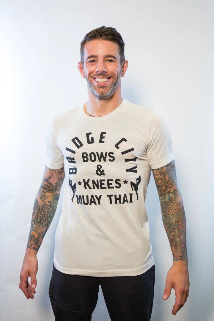 Bridge City Fight Shop Bows And Knees Tee