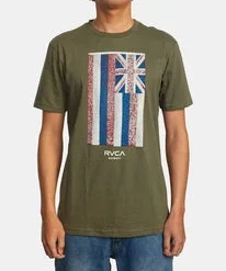RVCA Hawaii Defer Flag Tee Men's Apparel