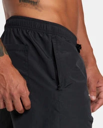 RVCA Outsider Basecamp Elastic Walkshorts 16"