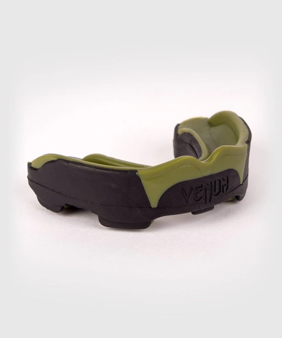 Protective Gear Venum Predator Mouthguard